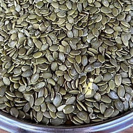 çiğ kabak çekirdeği içi